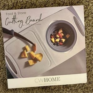 CW Home Goods Fold & Store Cutting Board NEW